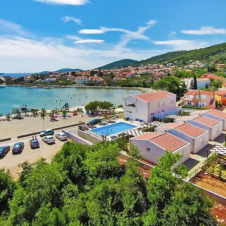 Lägenhet Dalmatia In Island Ugljan With Swimmingpool *