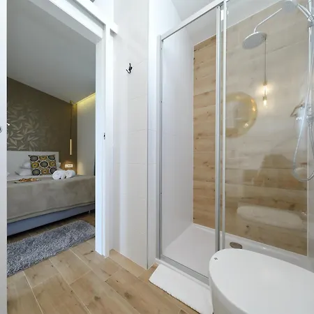 Dalmatia In Island Ugljan With Swimmingpool Apartman Preko