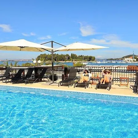 Διαμέρισμα Dalmatia In Island Ugljan With Swimmingpool Preko