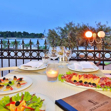 Dalmatia In Island Ugljan With Swimmingpool Apartman *