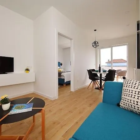 Apartamento Dalmatia In Island Ugljan With Swimmingpool Preko