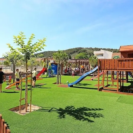 Dalmatia In Island Ugljan With Swimmingpool